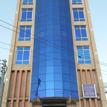 Claire De Lune Moonlight Hotel Nakuru Luaran gambar