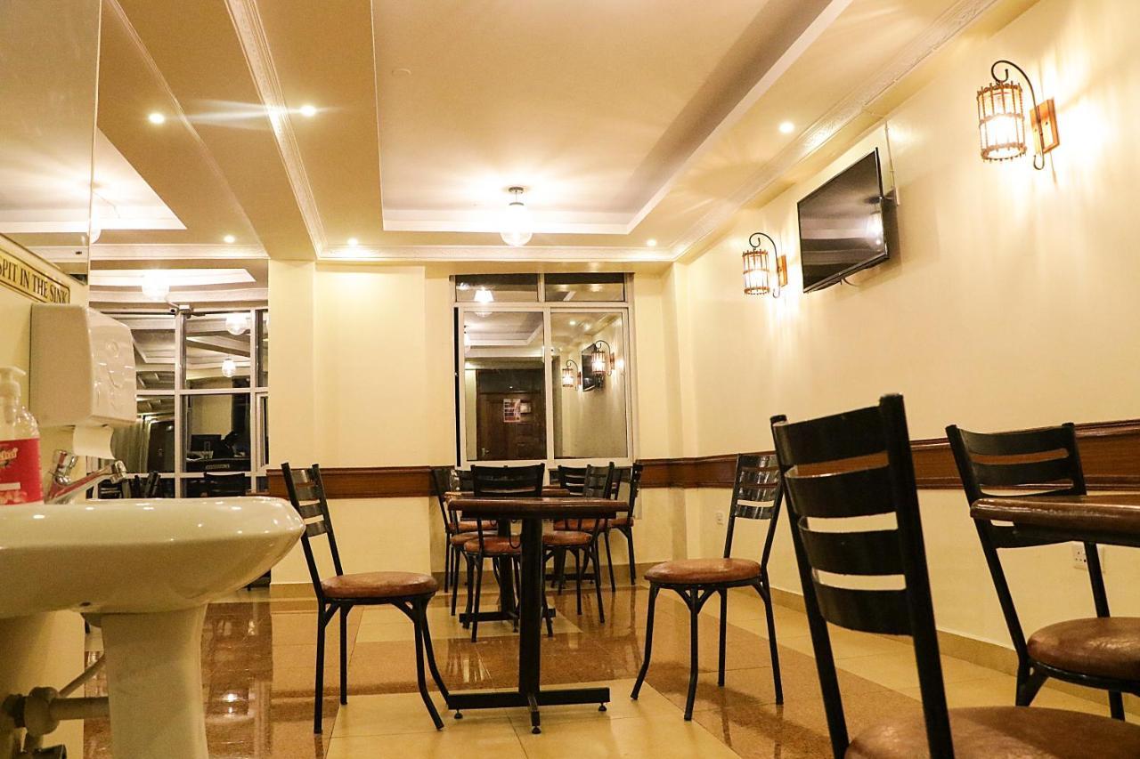 Claire De Lune Moonlight Hotel Nakuru Luaran gambar