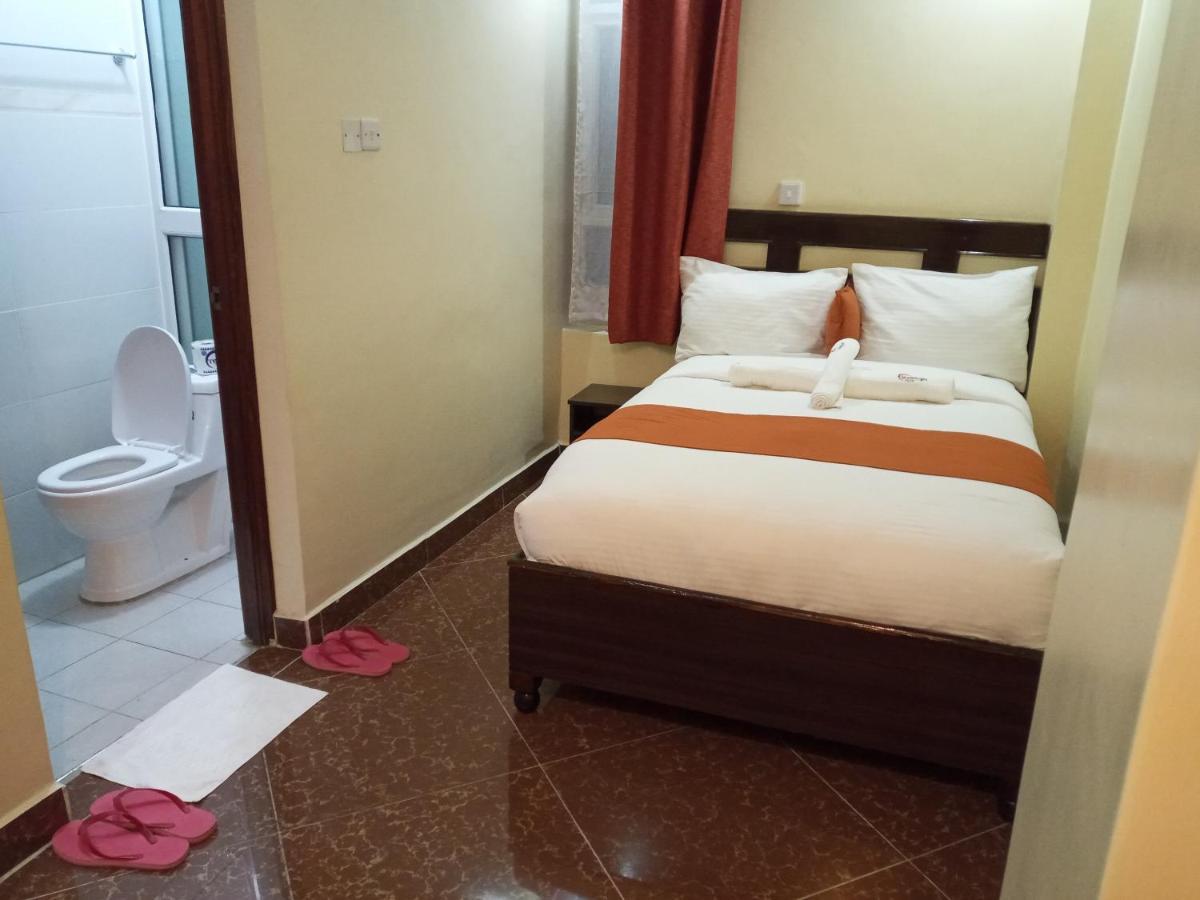 Claire De Lune Moonlight Hotel Nakuru Luaran gambar