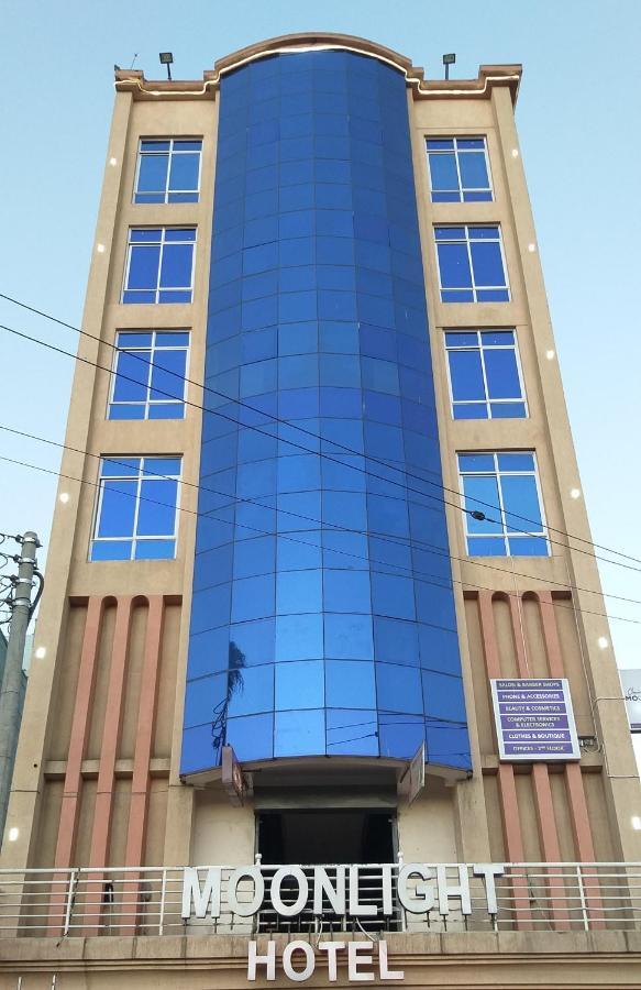 Claire De Lune Moonlight Hotel Nakuru Luaran gambar