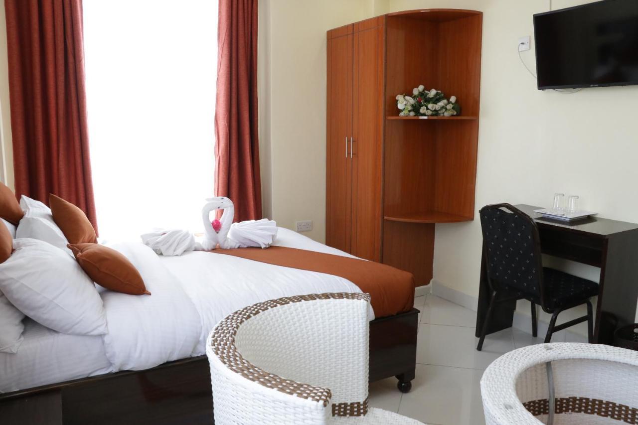 Claire De Lune Moonlight Hotel Nakuru Luaran gambar
