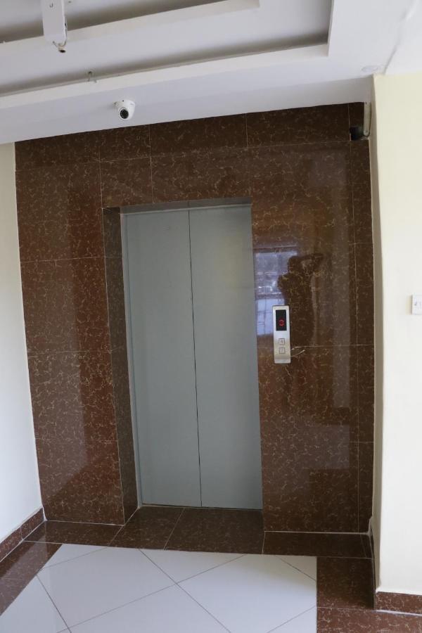 Claire De Lune Moonlight Hotel Nakuru Luaran gambar
