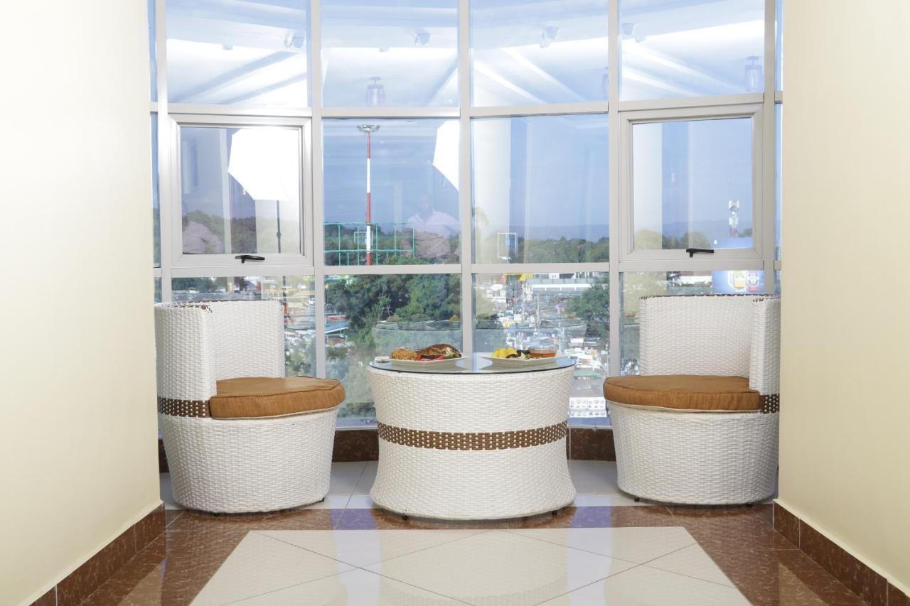 Claire De Lune Moonlight Hotel Nakuru Luaran gambar
