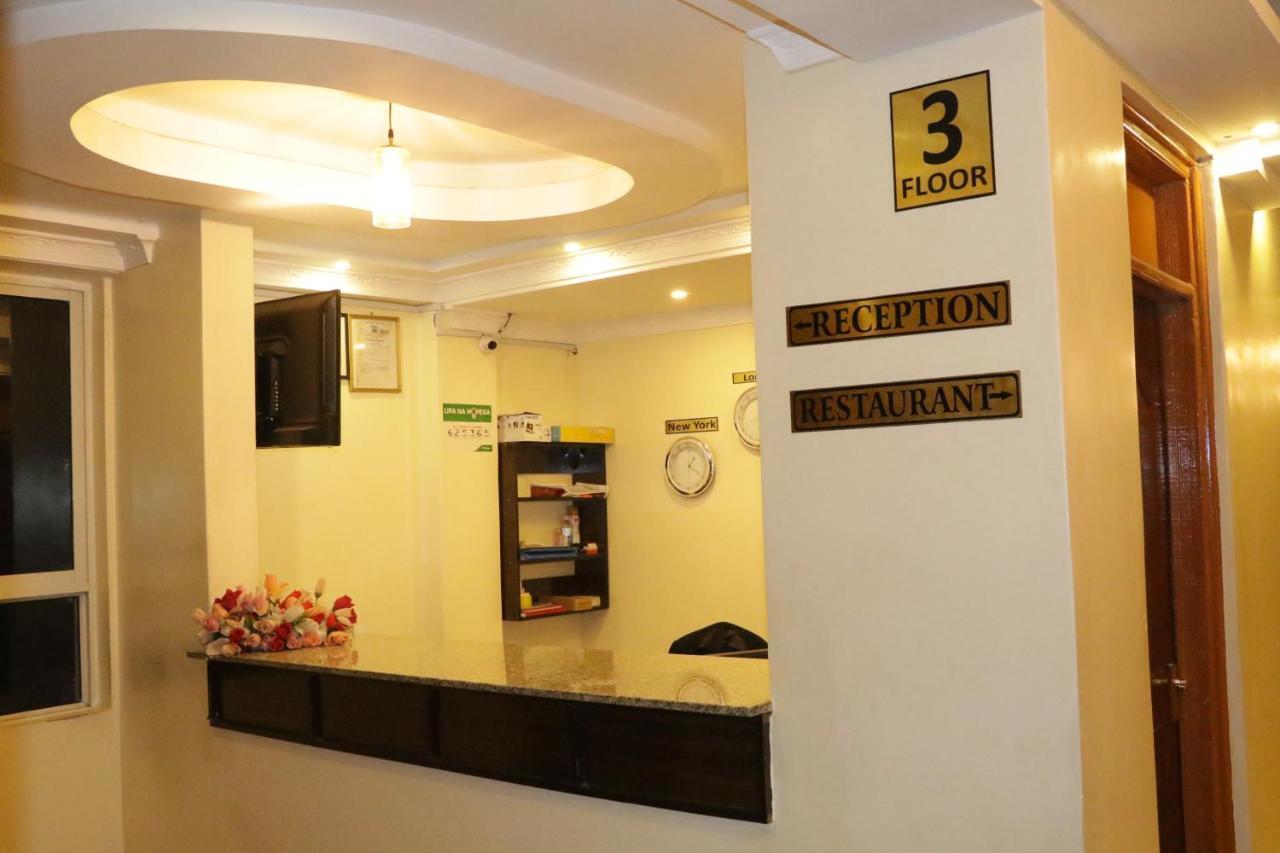 Claire De Lune Moonlight Hotel Nakuru Luaran gambar